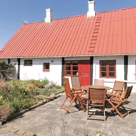 Three-bedroom Holiday In Сasa de vacaciones *